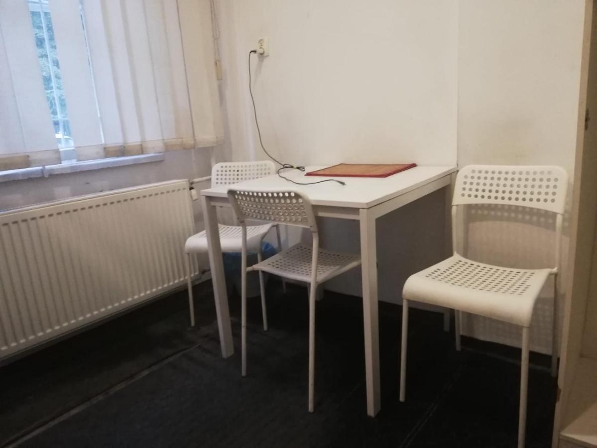 Hostel Зелонка Екстериор снимка