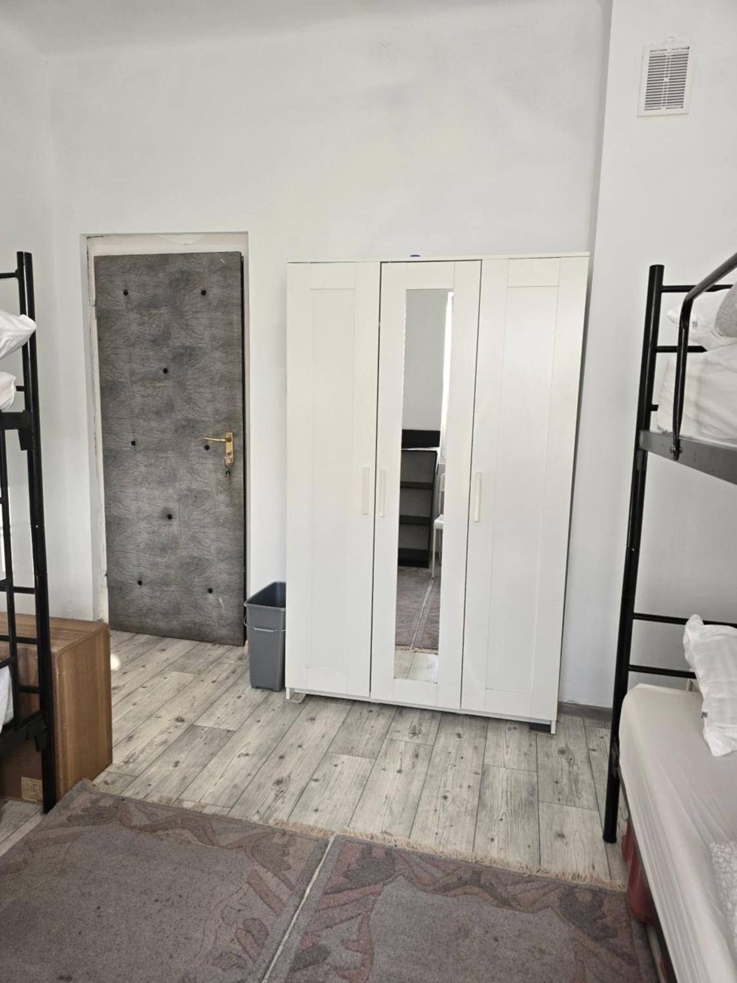 Hostel Зелонка Екстериор снимка